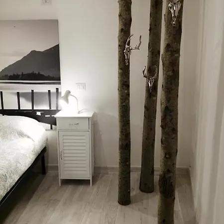 Tatil Evi Flat Iron Building Art Studio Sutri